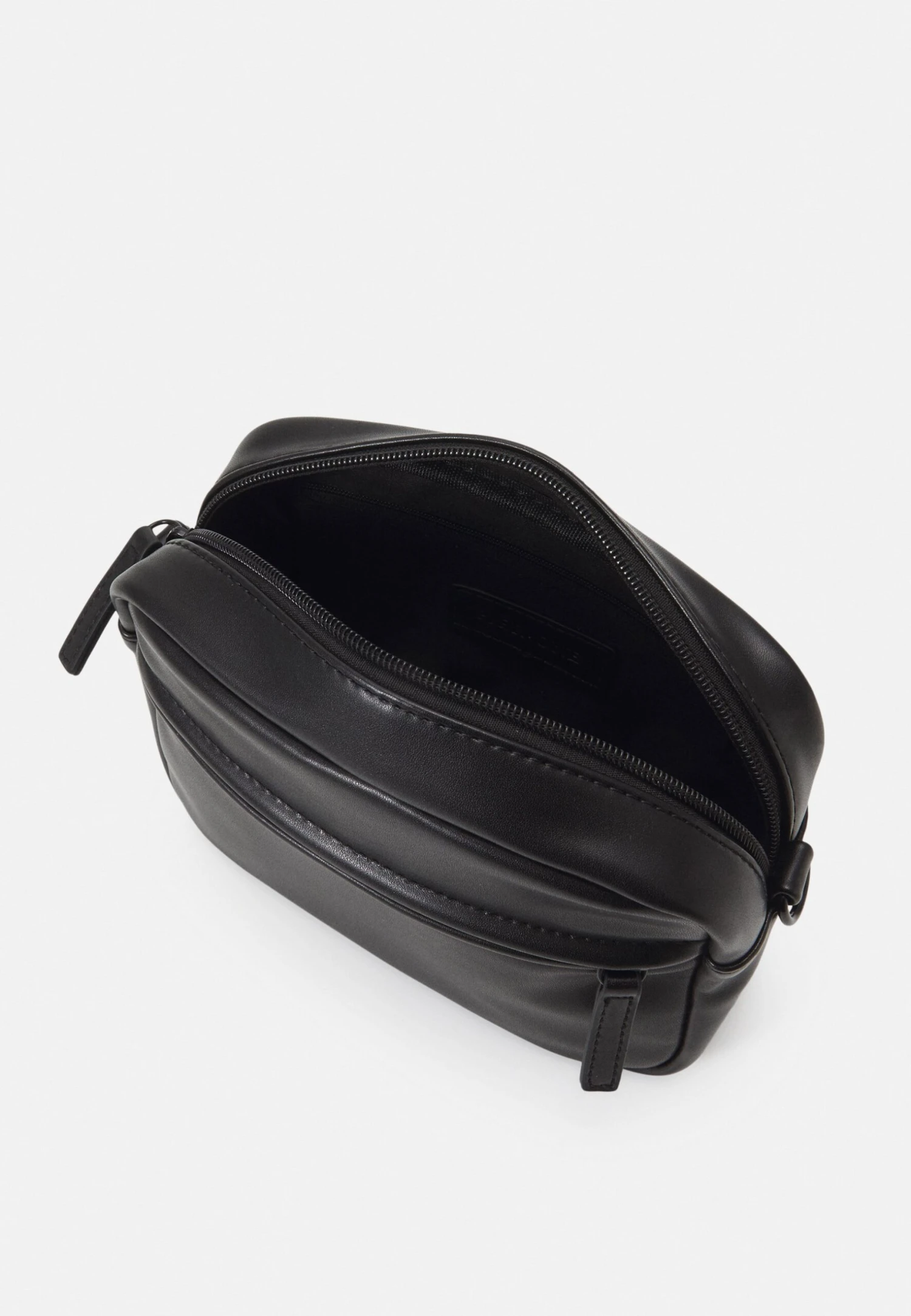 Pier One Skulderveske - Black 5 Pier One Skulderveske - Black - Bilde 3