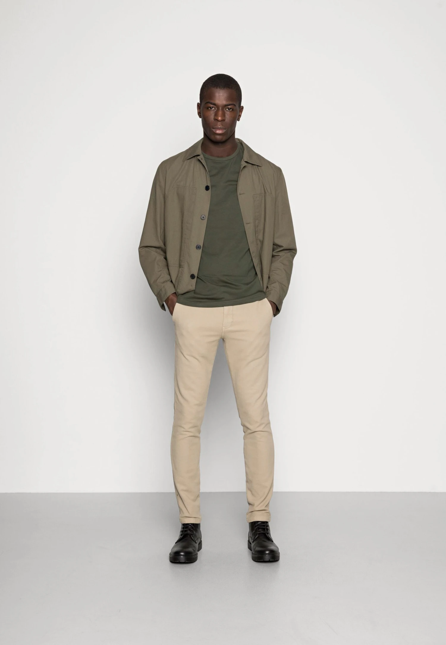 Pier One 5 Pack - T-Shirts - Dark Blue/Grey/Khaki 3 Pier One 5 Pack - T-Shirts - Dark Blue/Grey/Khaki