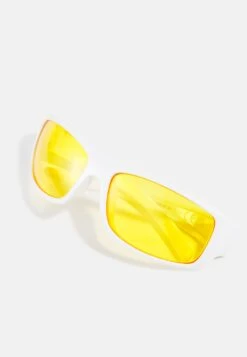 Pier One Unisex - Solbriller -White 9 Pier One Unisex - Solbriller -White -Pier One 06212ea48c0f4037abc6a62aa2c032d6