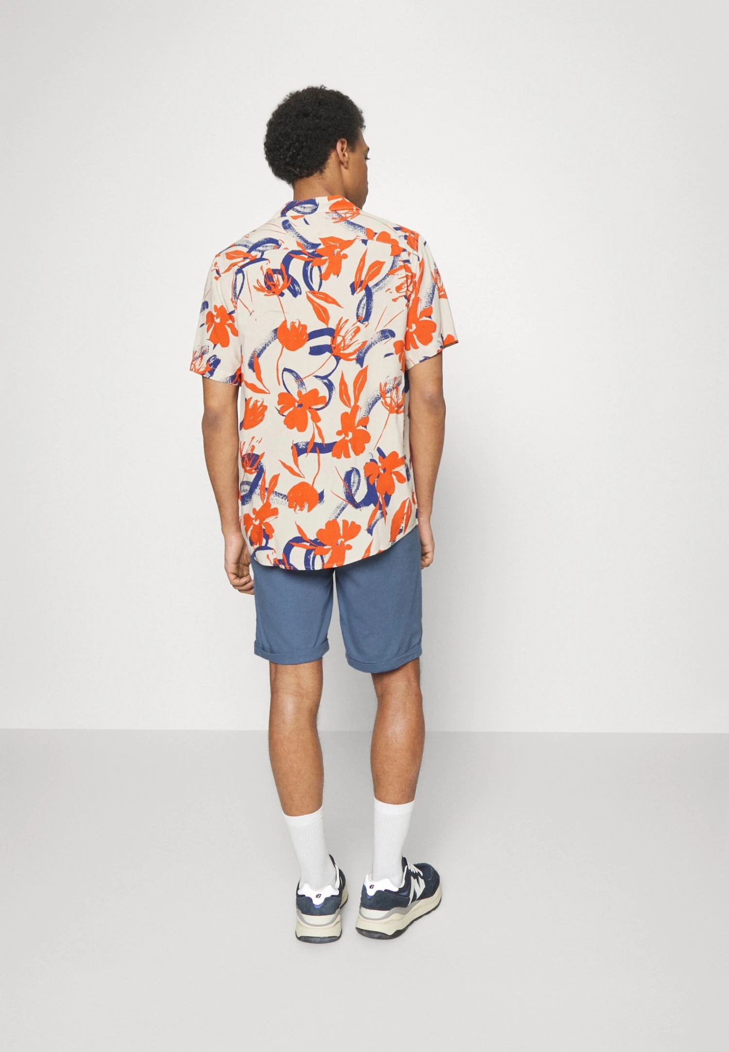 Pier One Linen Blend Drawcord Shorts- Shorts - Blue 5 Pier One Linen Blend Drawcord Shorts- Shorts - Blue - Bilde 3