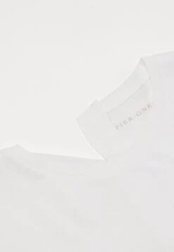 Pier One T-Shirts Med Print - White -Pier One 2bfde49993e84fccb269af010e208dd2