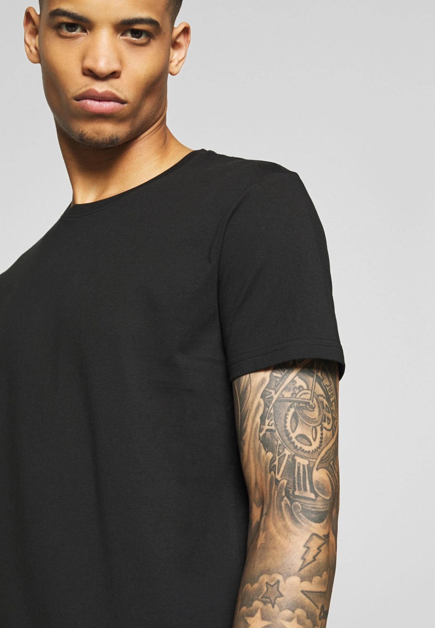 Pier One 3 Pack - T-Shirts -Black/ White 7 Pier One 3 Pack - T-Shirts -Black/ White - Bilde 5