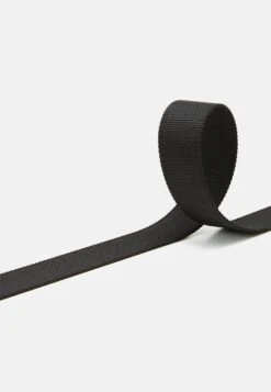 Pier One Unisex 3 Pack - Belte - Black/Dark Blue/Grey 9 Pier One Unisex 3 Pack - Belte - Black/Dark Blue/Grey -Pier One 3f503aa15faf4a28af33bad9056a0b46