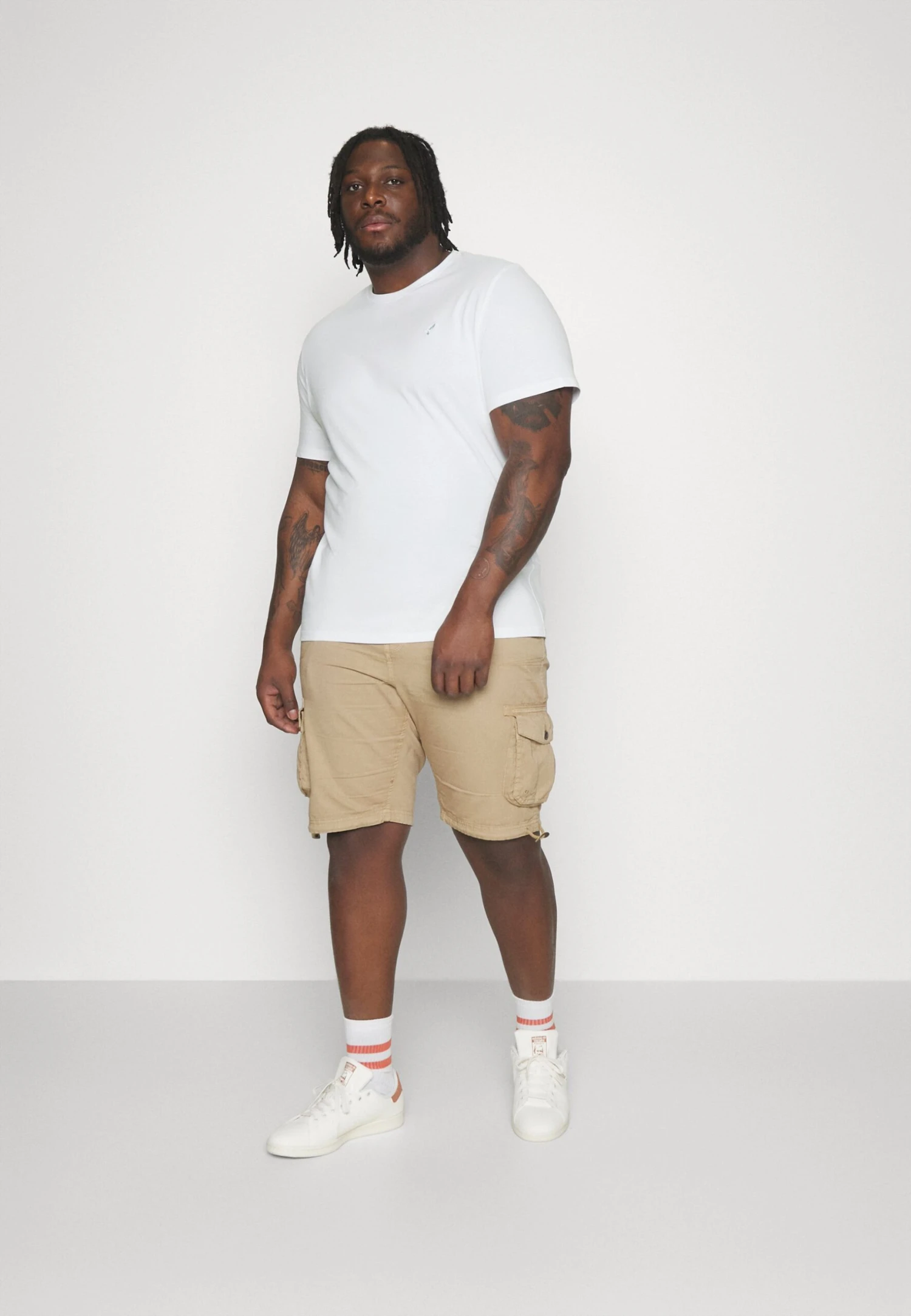 Pier One 5 Pack - T-Shirts - White/Mottled Dark Grey/Bordeaux 3 Pier One 5 Pack - T-Shirts - White/Mottled Dark Grey/Bordeaux