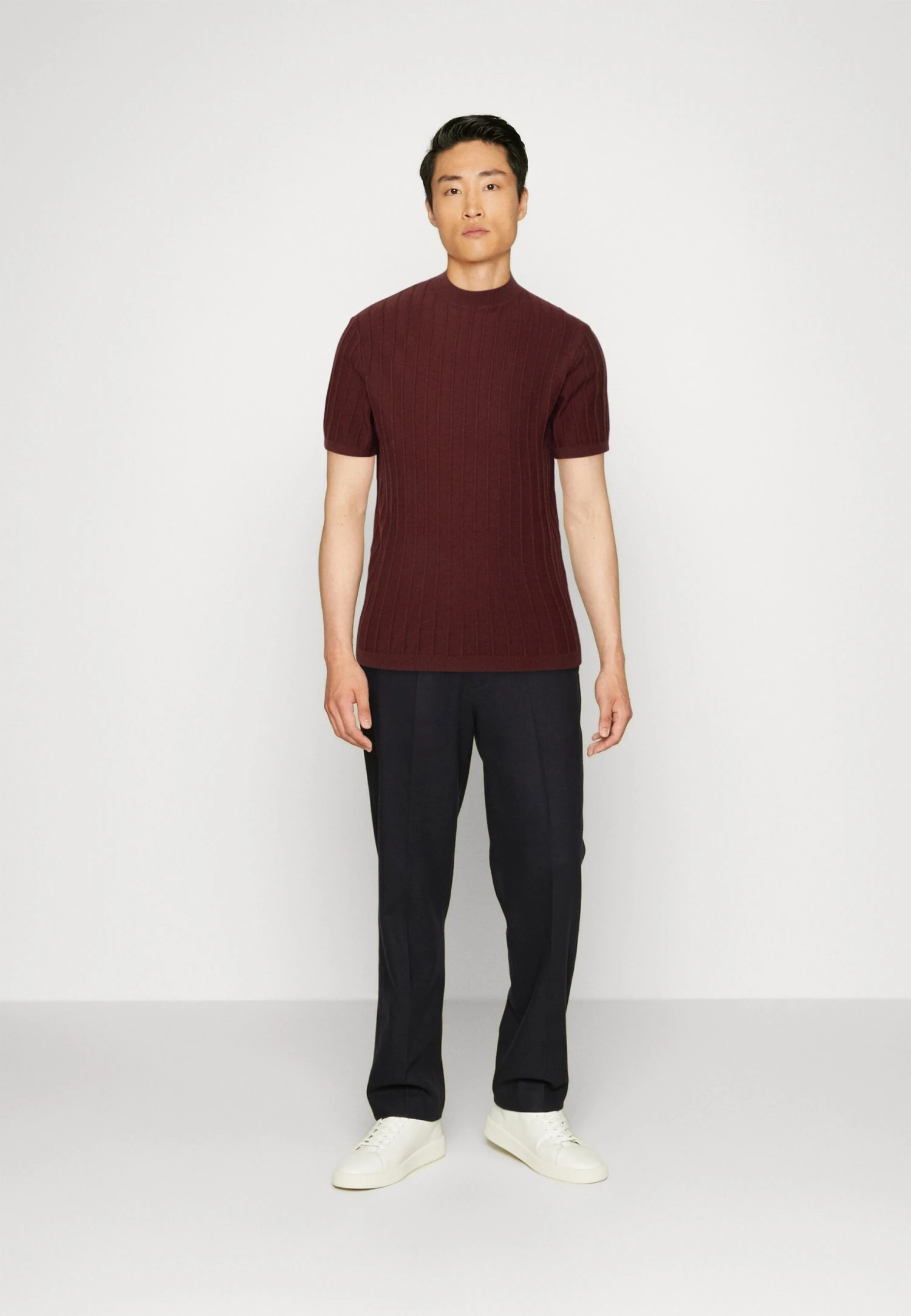 Pier One T-Shirts Med Print - Brown 4 Pier One T-Shirts Med Print - Brown - Bilde 2