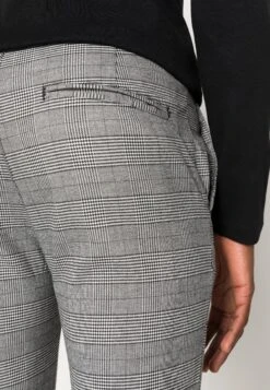 Pier One Chinos - Light Grey 11 Pier One Chinos - Light Grey -Pier One 51d1d11545ee4ab99761236691dadf9c