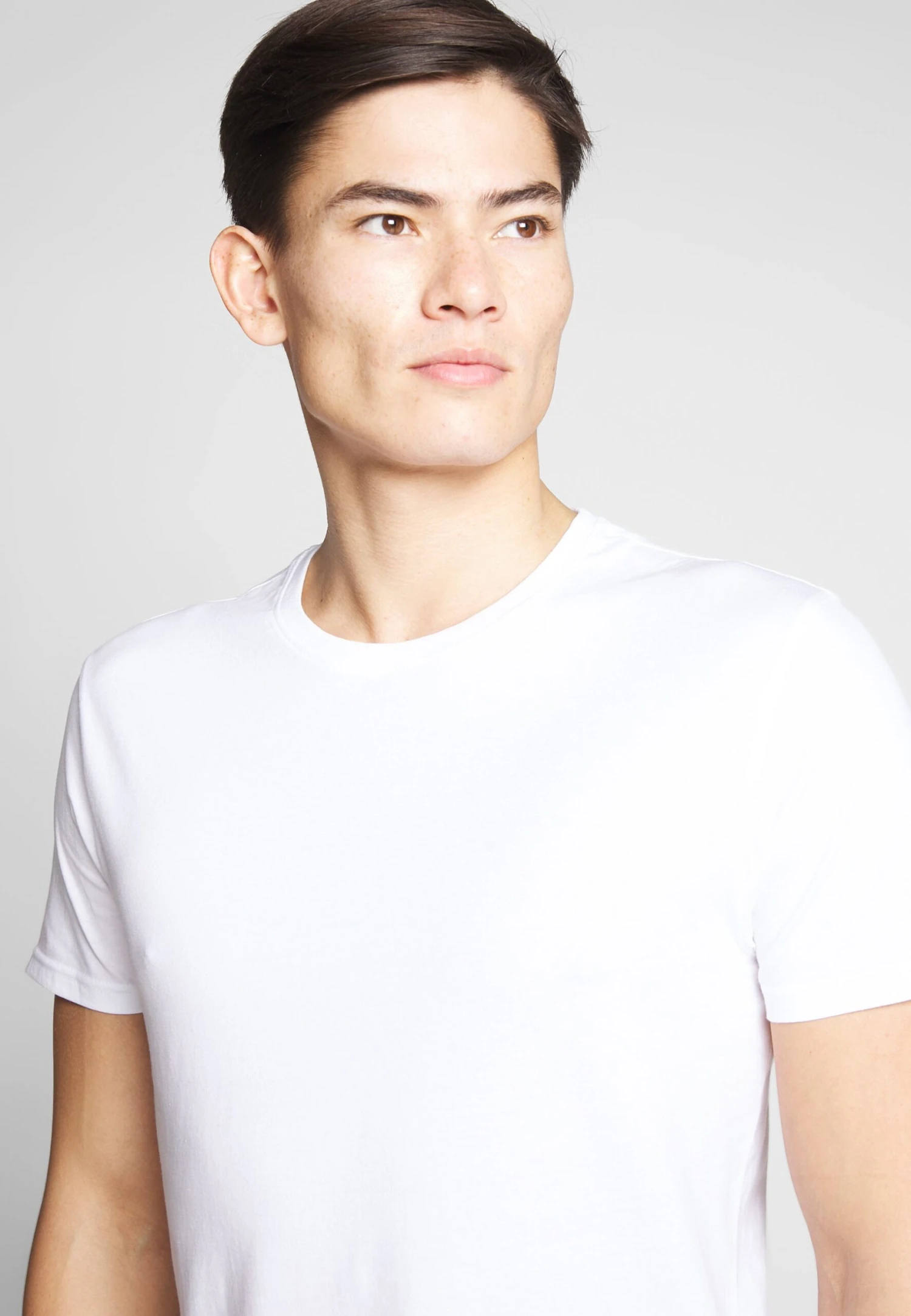 Pier One 2 Pack - T-Shirts - White/Dark Blue 7 Pier One 2 Pack - T-Shirts - White/Dark Blue - Bilde 5