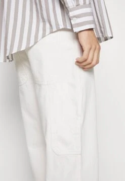 Pier One Carpenter Colored Twill- Jeans Straight Leg - Off-White 15 Pier One Carpenter Colored Twill- Jeans Straight Leg - Off-White -Pier One 72381b5c0ea4476da8022189e3b24b31