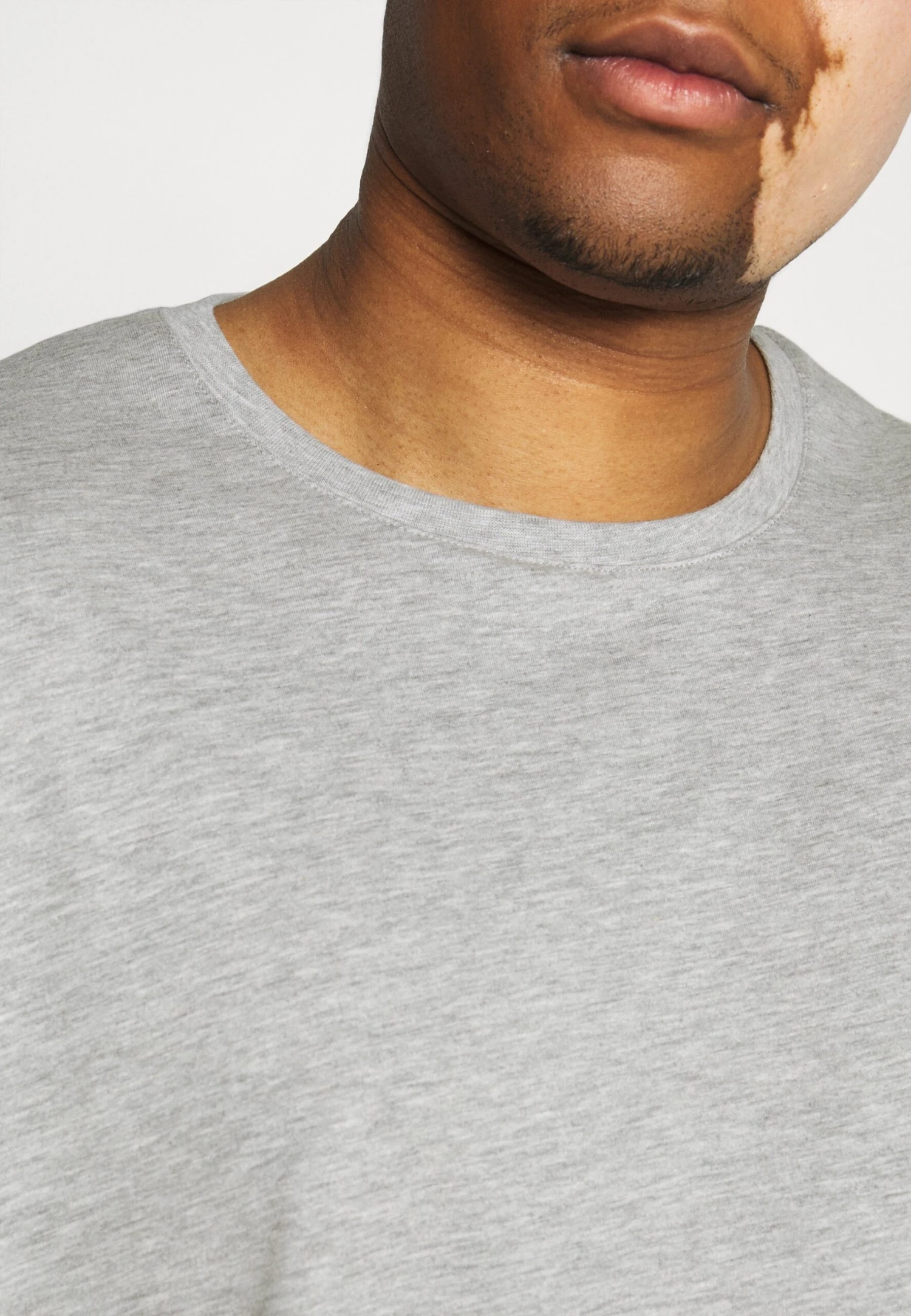 Pier One 5 Pack - T-Shirts - Khaki/Grey/Dark Blue 8 Pier One 5 Pack - T-Shirts - Khaki/Grey/Dark Blue - Bilde 6