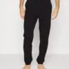 Pier One Pyjamasbukse - Black 1 Pier One Pyjamasbukse - Black -Pier One 878fbafb674c47a58dfd052574a2cb61