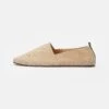 Pier One Rena Espadrille Unisex - Loafers - Beige 2 Pier One Rena Espadrille Unisex - Loafers - Beige -Pier One a5502e5541174ffa825dc4aeccb6b9af