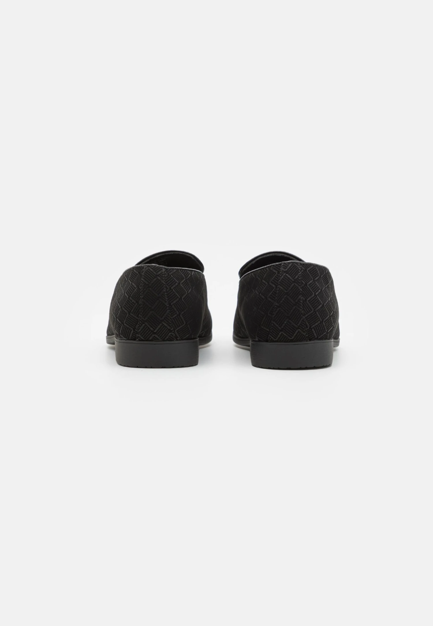 Pier One Slippers - Black 5 Pier One Slippers - Black - Bilde 3