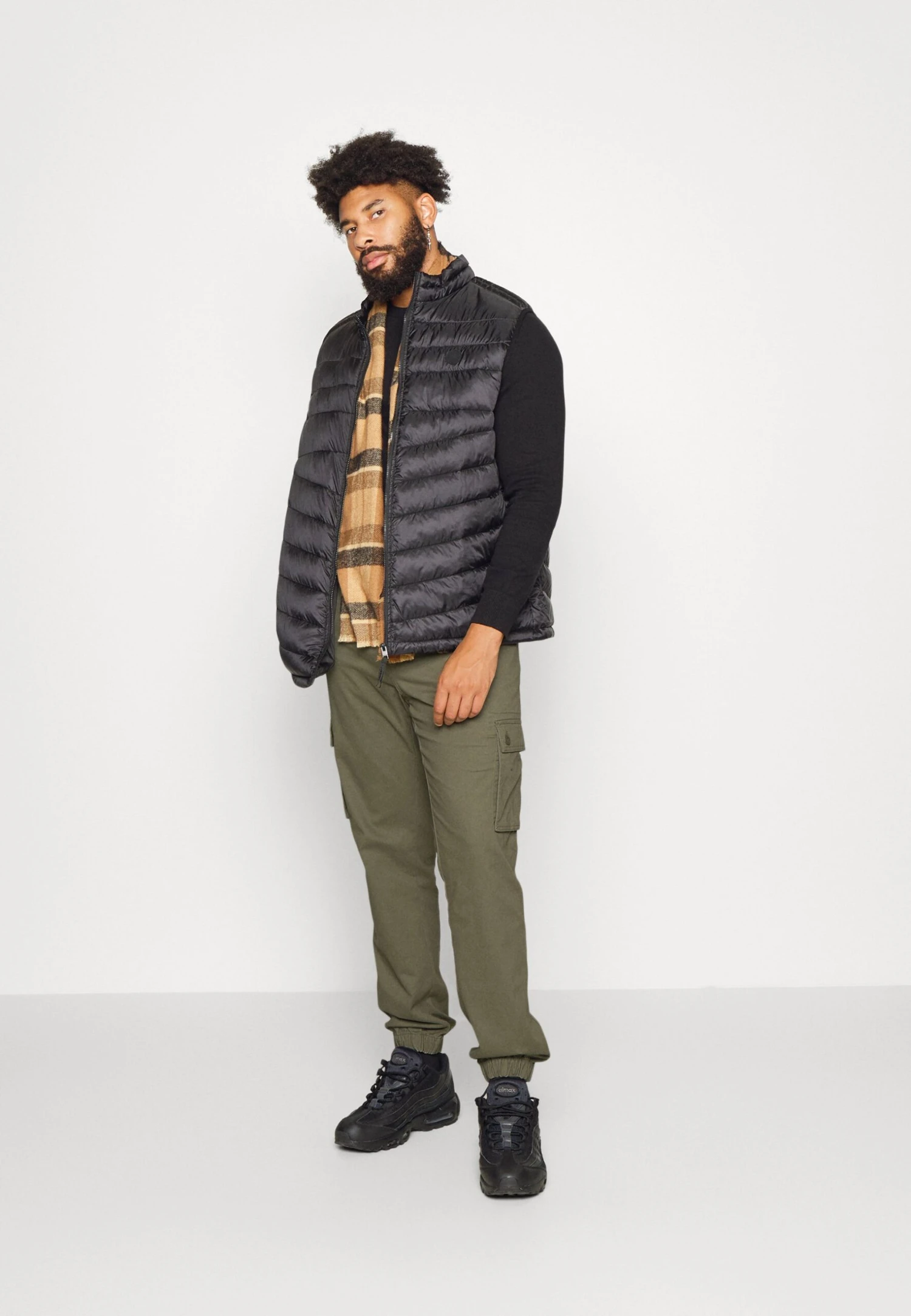 Pier One Cargobukse - Olive 4 Pier One Cargobukse - Olive - Bilde 2