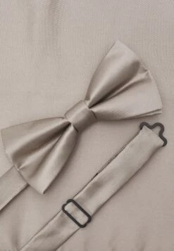 Pier One Set - Lommetørkle - Stone 13 Pier One Set - Lommetørkle - Stone -Pier One c079acf21d984f87a5a118594b813079