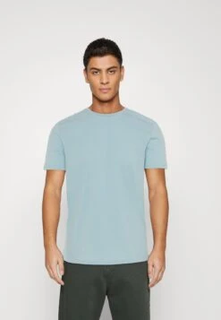 Pier One 7 Pack - T-Shirts - Red/Silver/Royal Blue 20 Pier One 7 Pack - T-Shirts - Red/Silver/Royal Blue -Pier One c72a2b311f4d45699986054495042c6a