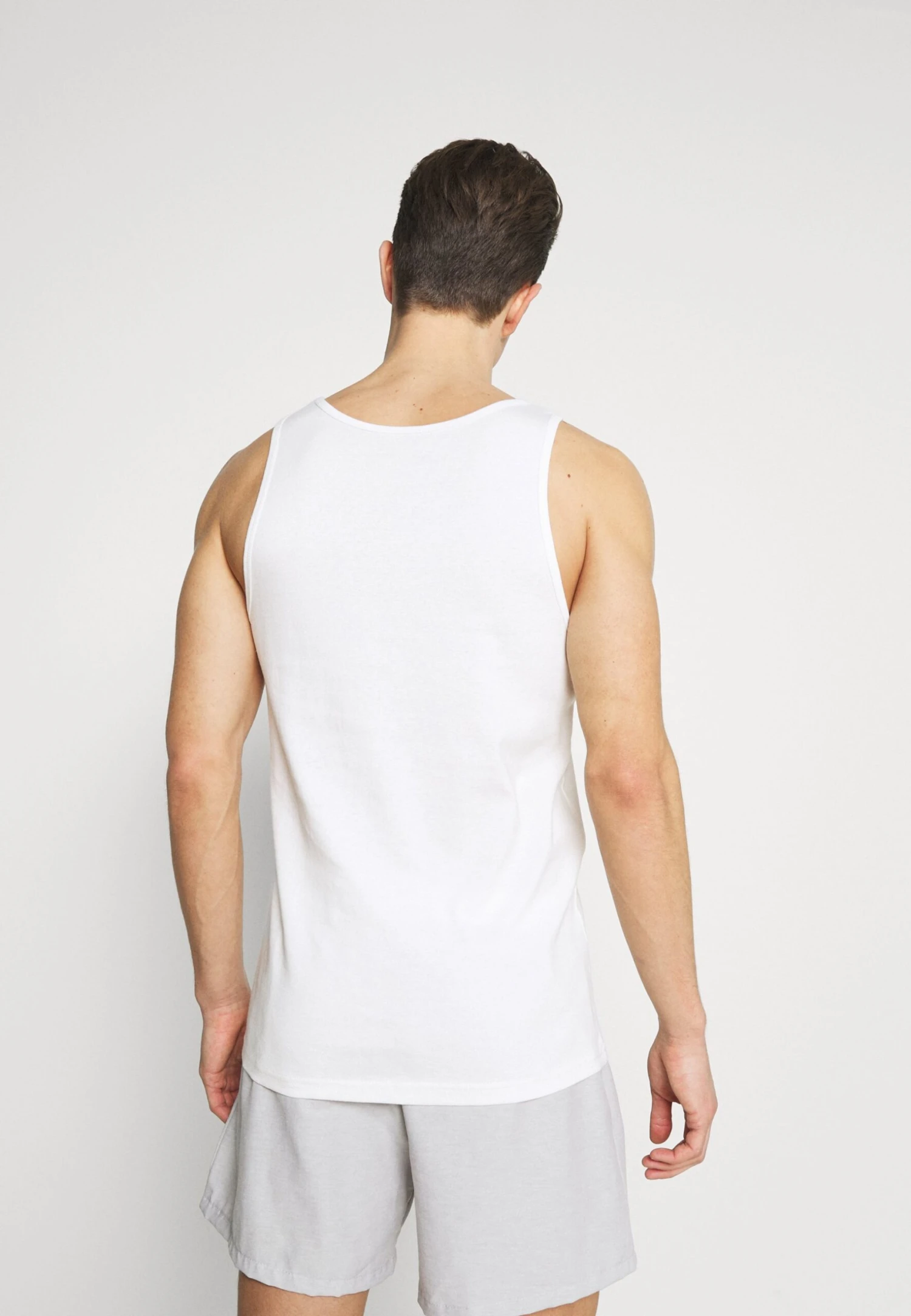 Pier One 3 Pack - Undertrøye - Dark Blue/Bordeaux/Off-White 4 Pier One 3 Pack - Undertrøye - Dark Blue/Bordeaux/Off-White - Bilde 2