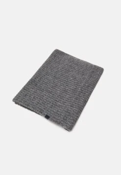 Pier One -Pier One ce35b54eb39e4a83b89b454e0baf0c82