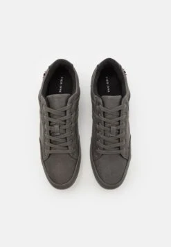 Pier One Joggesko - Grey -Pier One d569c218bebf4e4abd811d59a2c6d45b