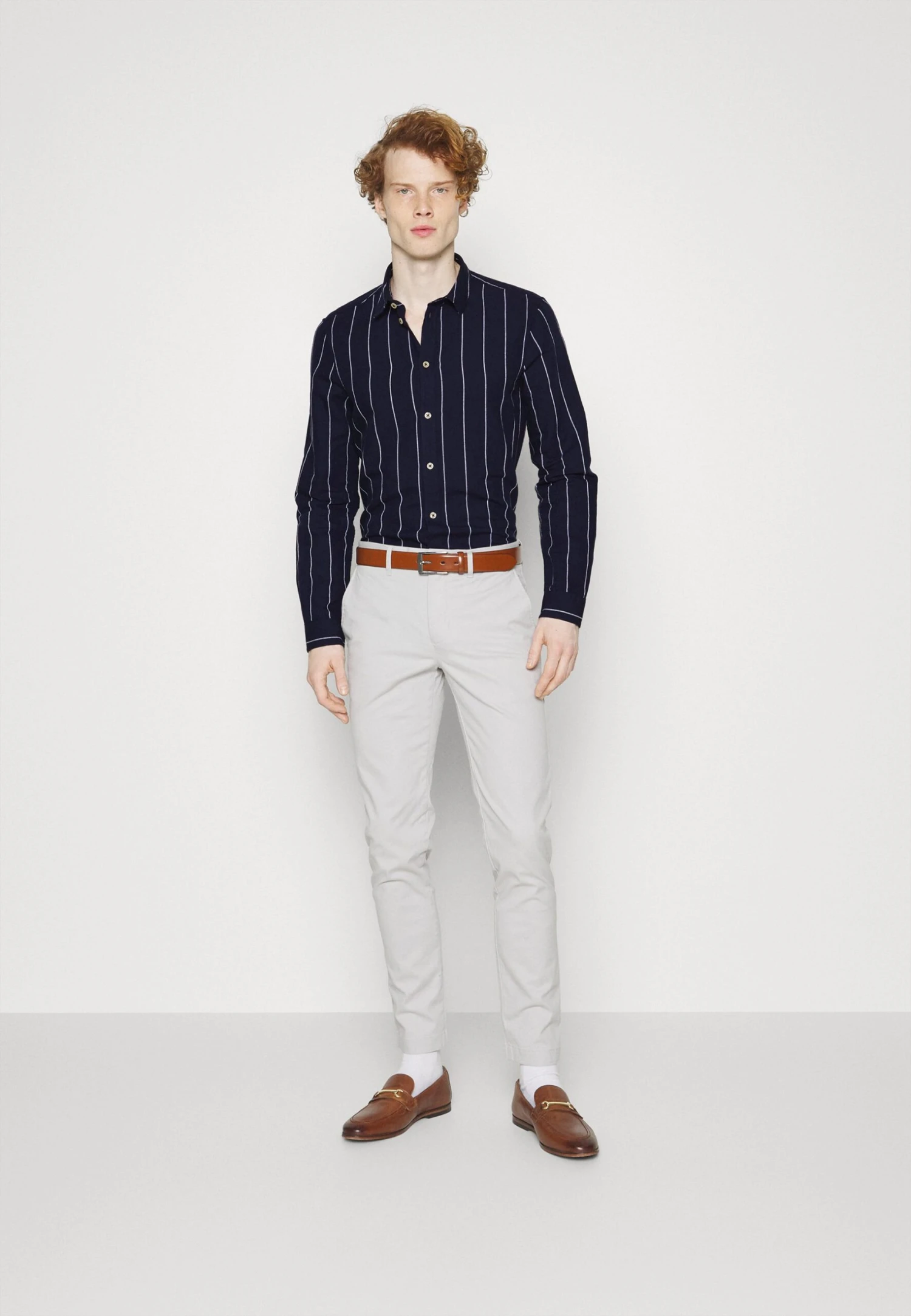 Pier One Linen Mix Stripe - Skjorte - Dark Blue 4 Pier One Linen Mix Stripe - Skjorte - Dark Blue - Bilde 2