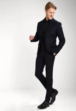 Pier One Skjorte - Black 8 Pier One Skjorte - Black -Pier One e4f3602f174d4daa98c3d8ca0cb547fa