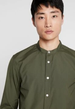 Pier One 2 Pack - Skjorte - Oliv/Black 11 Pier One 2 Pack - Skjorte - Oliv/Black -Pier One e61d982891db443cb20fcf452cc69907