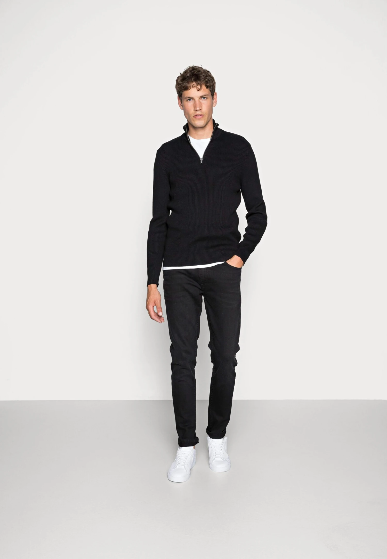 Pier One Jeans Skinny Fit - Black Denim 4 Pier One Jeans Skinny Fit - Black Denim - Bilde 2